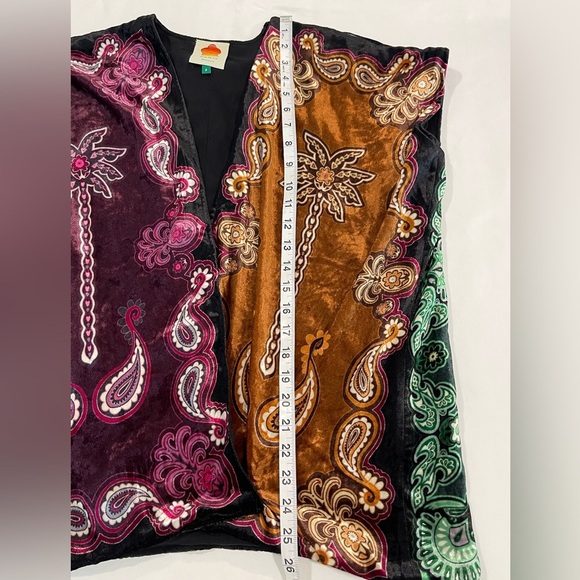 Farm Rio | Sweet Mermaids Top | Small - Picture 4 of 10